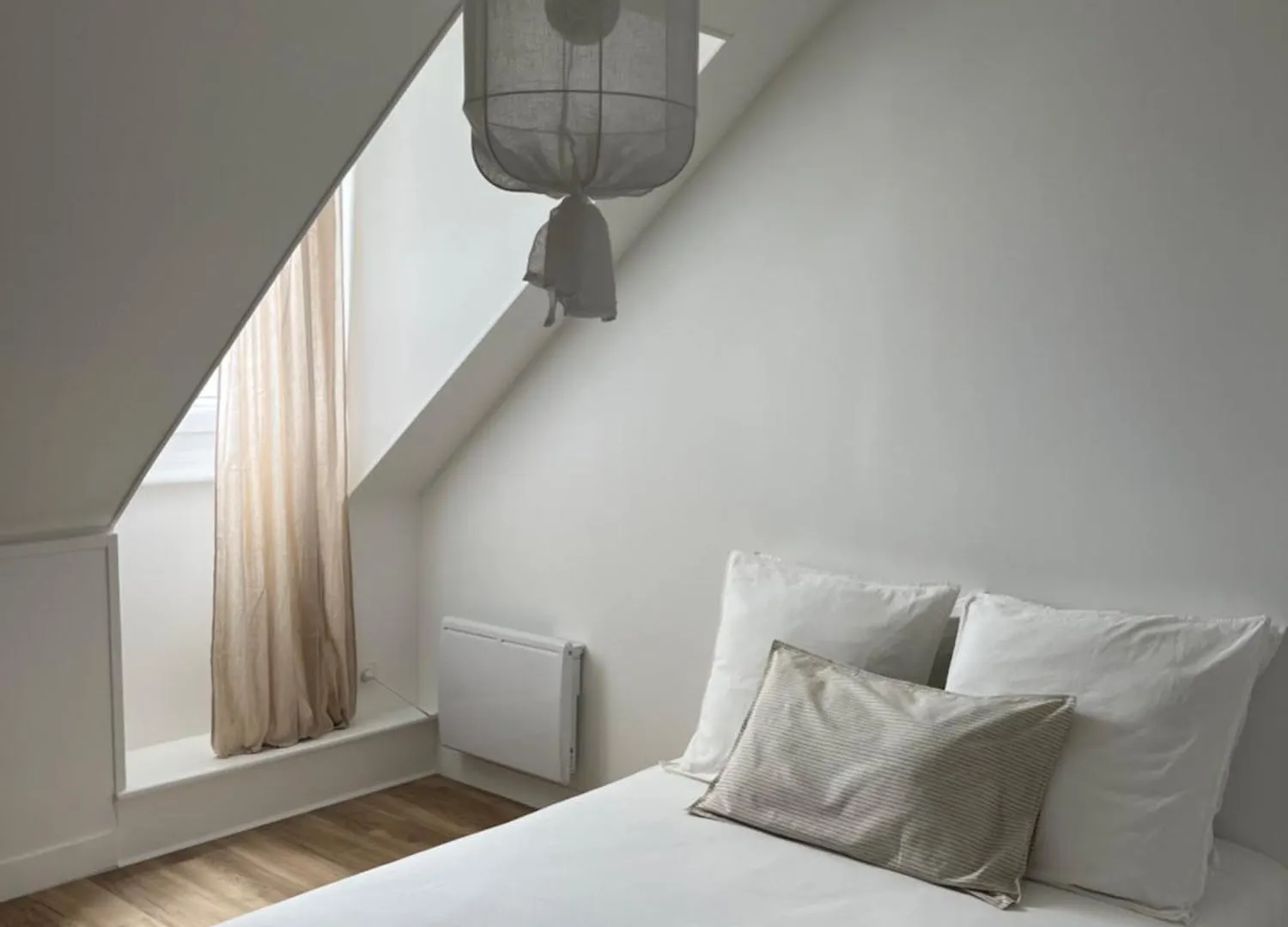 Апартаменты Le Petit Cottage - Appartement Centre-Ville & Plage Конкарно